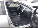 Nissan Versa 1.6 Sv 3N1CN7AP7KL872199 photo