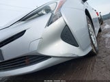 Toyota Prius Two Eco JTDKARFU4H3037129 снимка