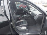 Porsche Cayenne Platinum Edition WP1AA2A24JKA04862 снимка