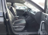 Volkswagen Tiguan 2.0T Se/2.0T Se R-Line Black/2.0T Sel 3VV2B7AX3MM057787 fotografie