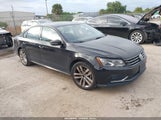 Volkswagen Passat 2.0T Wolfsburg Edition 1VWLA7A31KC009283 photo