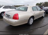 Lincoln Town Car Signature Limited 2LNBL8CV8AX750072 photo