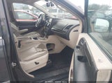 Chrysler Town & Country Limited 2A4RR6DG2BR682230 снимка