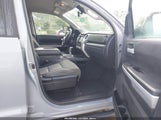 Toyota Tundra Sr5 5.7L V8 5TFDW5F11KX788360 fotografie