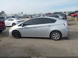 Toyota Prius Two JTDKN3DU6F0438586 снимка