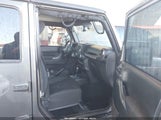 Jeep Wrangler Jk Unlimited Sport S 4X4 1C4BJWDG5JL828478 fotografie