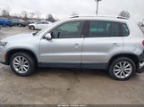 Volkswagen Tiguan 2.0T Wolfsburg Edition WVGRV7AX8HW506421 fotografie