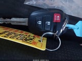 Toyota Rav4 Xle JTMRFREV6FJ045686 снимка