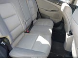 Hyundai Tucson Value KM8J33A21JU783574 снимка