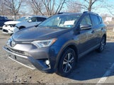 Toyota Rav4 Xle JTMRFREV4JJ736286 снимка