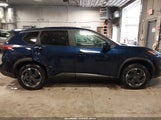 Nissan Rogue Sv Intelligent Awd 5N1BT3BB2RC715384 photo