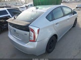 Toyota Prius Three JTDKN3DU8C5432593 снимка