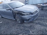 Volkswagen Passat 1.8T R-Line 1VWDT7A32HC059200 photo