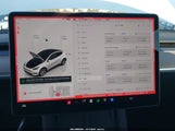 Tesla Model Y Awd/Long Range Dual Motor All-Wheel Drive 7SAYGDEE2PA123417 fotografie