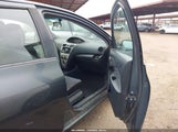 Toyota Yaris JTDBT923371121461 снимка