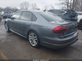 Volkswagen Passat 2.0T Wolfsburg Edition 1VWLA7A35KC006984 photo