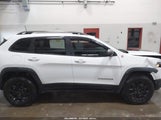 Jeep Cherokee Trailhawk Elite 4X4 1C4PJMBN8KD147240 photo