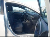 Toyota Corolla Le 2T1BURHE5JC076290 снимка
