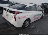 Toyota Prius Two JTDKBRFU5J3074063 снимка