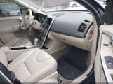 Volvo Xc60 T6/T6 Platinum/T6 Premier Plus/T6 R-Design/T6 R-Design Platinum/T6 R-Design Premier Plus YV4902DZ8C2299092 photo