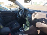 Volkswagen Tiguan 2.0T Wolfsburg Edition WVGSV7AX8HK014240 photo