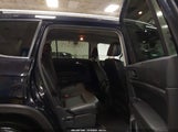 Volkswagen Atlas 3.6L V6 Se W/Technology R-Line 1V2XR2CA8KC565293 fotografie