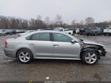 Volkswagen Passat 2.5L Se 1VWBP7A36DC010409 снимка
