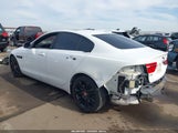 Jaguar Xe SAJAE4BG8HA965025 fotografie