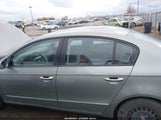 Volkswagen Passat 2.0T/Value Edition WVWAK73CX6P223840 снимка