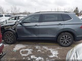 Volkswagen Tiguan 2.0T Se/2.0T Sel 3VV2B7AX3JM193722 fotografie
