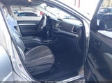Toyota Highlander Le 5TDBZRFH3KS726290 снимка