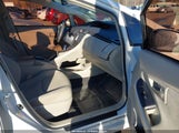 Toyota Prius Two JTDKN3DU2E0391992 снимка