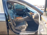 Genesis G90 3.3T Premium KMHG34JA5HU024606 снимка