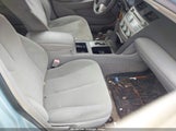 Toyota Camry Le JTNBE46K273060294 снимка