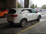 Kia Sorento 3.3L Lx 5XYPGDA52GG093989 photo