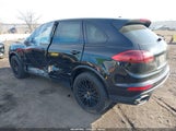 Porsche Cayenne Platinum Edition WP1AA2A2XHKA82086 fotografie