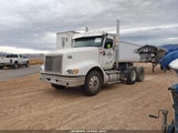 International  9400I 2HSCNSCR77C379349 снимка