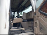 International  9400I 2HSCNSCR77C379349 снимка