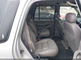 Lincoln Navigator 5LMPU28L7WLJ17555 снимка