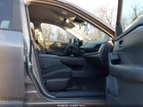 Nissan Rogue S Intelligent Awd 5N1BT3AB4RC747075 fotografie