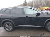 Nissan Rogue S Intelligent Awd 5N1BT3AB0PC787554 fotografie