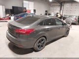 Ford Focus Se 1FADP3F2XJL239102 photo
