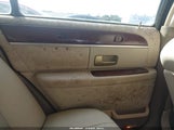 Lincoln Town Car Signature 1LNHM81W75Y637691 fotografie