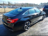 Honda Accord Sport 2.0T 1HGCV2F35KA030766 fotografie