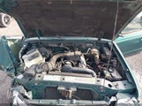 Mazda B2500 Se/Sx/Tl 4F4YR12C6XTM29214 снимка