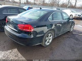 Volkswagen Passat 1.8T S/1.8T Wolfsburg Edition 1VWAT7A35EC022365 fotografie