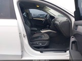 Audi A4 2.0T Premium WAUAFAFL9EA120923 снимка