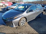 Toyota Prius Prime Plus JTDKARFP0J3085906 снимка
