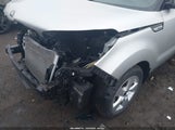 Kia Soul KNDJN2A24J7521541 снимка
