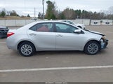 Toyota Corolla Le 5YFBURHE7HP572010 снимка